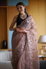 onion-pink-organza-saree3-min