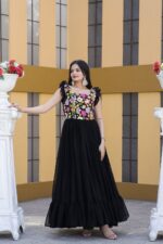 Black Yard Sparkling Gown (2)