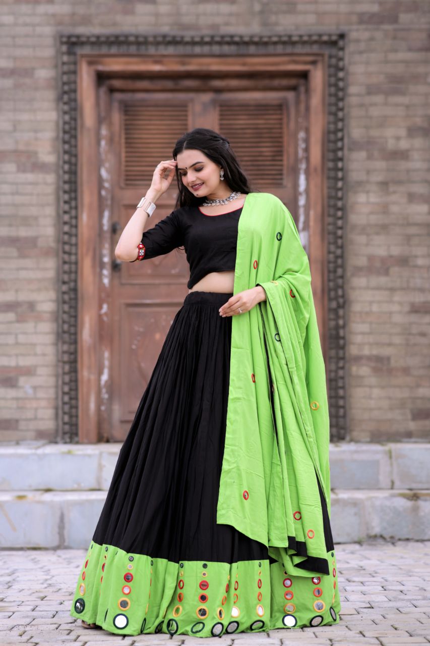 Buy Green Wedding Lehenga Choli,sabyasachi Lehengas,bridal Lehengas,indian  Dress,lehenga for Women,partywear Lehenga,ghagra Choli,lehenga Blouse  Online in India - Etsy