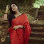 Red Stylish Saree for Girls and Young Age Women With Stitched Blouse