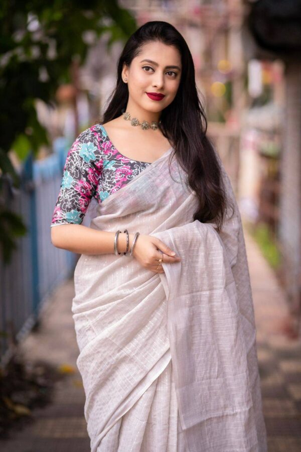 Gray linan saree with beautful design printed blouse