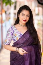 Purple-Linen-Saree-with-Golden-Paatu-Border (1)