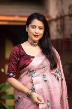 dusty-pink-Kota-Silk-Saree-with-Silver-Zari-Border (2)