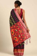 Black-Patola-saree-with-contrast-pattern-and-unstitched-blouse-4