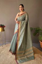 Rama-Soft-Silk-Saree-with-Zari-Chex-Weaving-Design