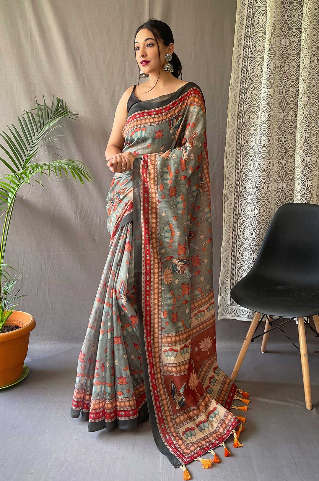 Bottle Green Cotton Saree with Kalamkari Prints and Contrast Pallu