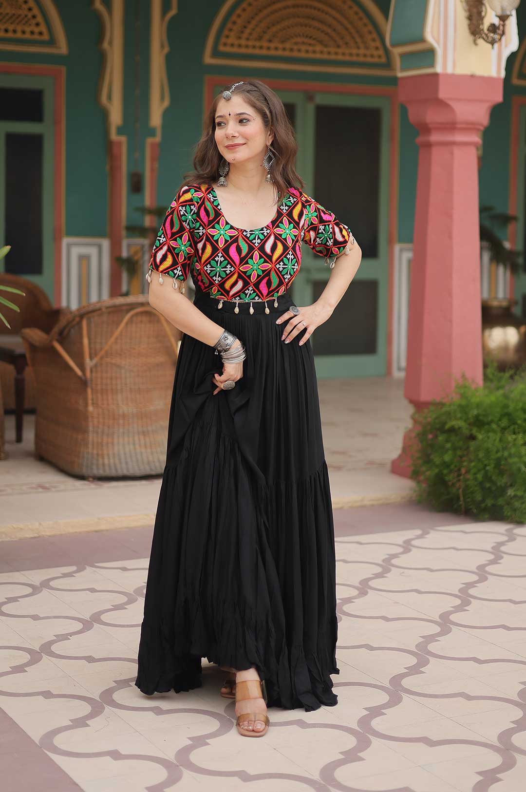 Elegant Black 14Kg Reyon Gown with Kutchi Kodi Embroidery & 10 Meter Flair