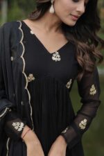Elegant-Black-Alia-Cut-Embroidered-Suit-Set