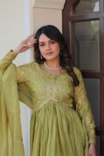 Elegant-Green-Gold-Crush-Embroidered-Gown-with-Dupatta