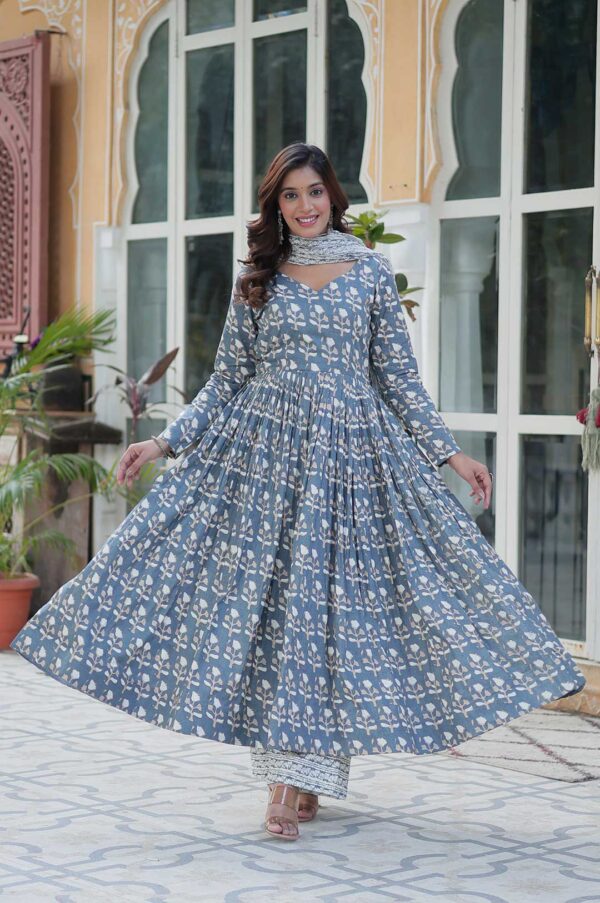 Elegant Grey Pure Cotton Anarkali Set with Dupatta – Subtle Grace, Everyday Style
