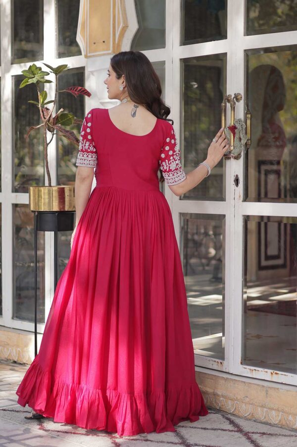 Glamorous Pink Embroidered Kurti with Flowy Lehenga – Drape Yourself in Elegance