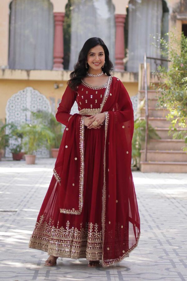 Maroon Elegant Faux Blooming Gown with Round Neck & Designer Dupatta