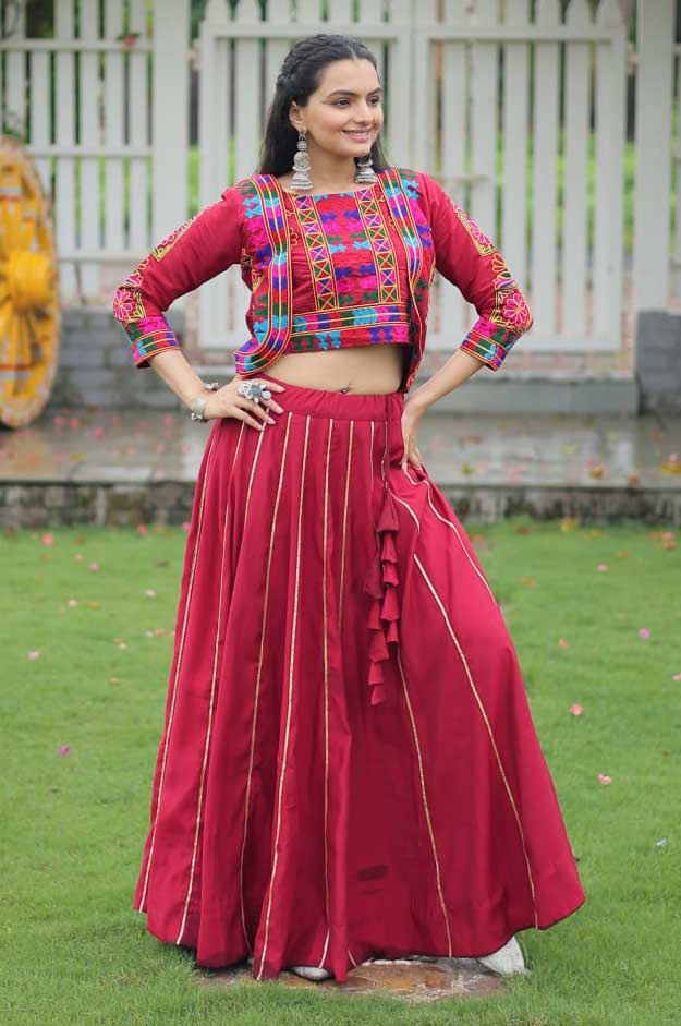 Maroon Gamthi Embroidered Lehenga Choli – Koti Style
