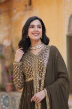 Mendi-Green-Embroidered-Faux-Georgette-Suit-Set-with-Dupatta