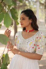 Pure-Elegance-in-White-–-Embroidered-Zari-Sequins-Faux-Blooming-Gown