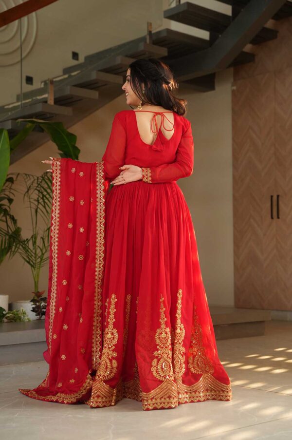 Radiant Red Faux Blooming Gown with Dupatta – Royal Elegance in Every Detail