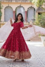 Rani-Pink-Embroidered-Anarkali-Gown-with-Foil-Work-and-Scallop-Dupatta-3