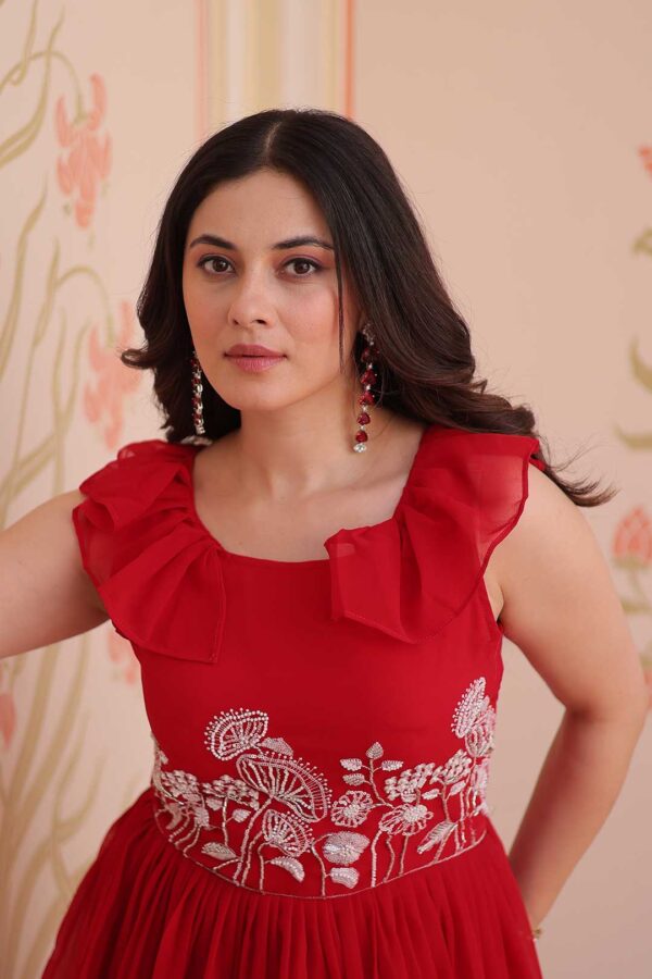 Red Elegant Faux Blooming Gown with Exquisite Beads Embroidery