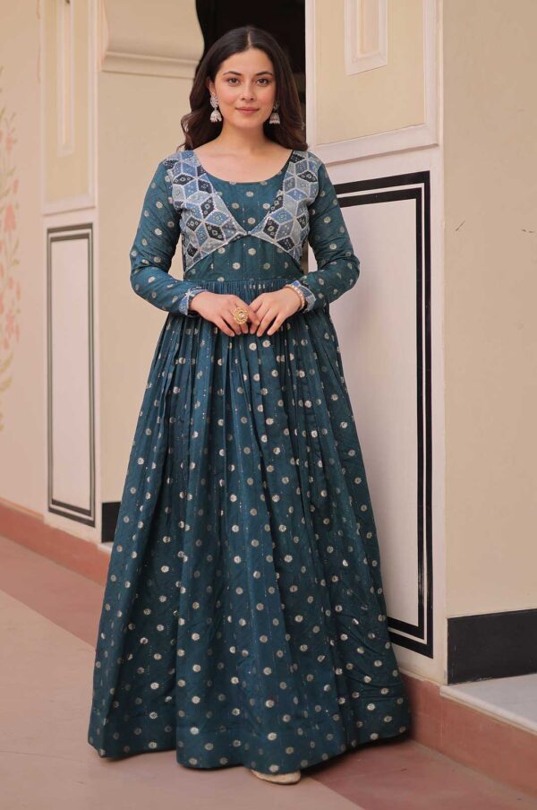 Staple Jacquard Weaving Designer Gown with Printed Choli – Rama