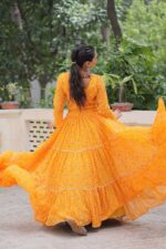 Traditional-Bandhej-Lehenga-Choli-Set-with-Gotta-Patti-&amp;-Gamthi-Embroidery