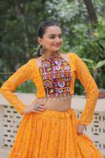 Traditional-Bandhej-Lehenga-Choli-Set-with-Gotta-Patti-&amp;-Gamthi-Embroidery-2