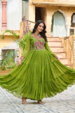 perot-Laheriya-Gown-with-Kutchi-Embroidery-4