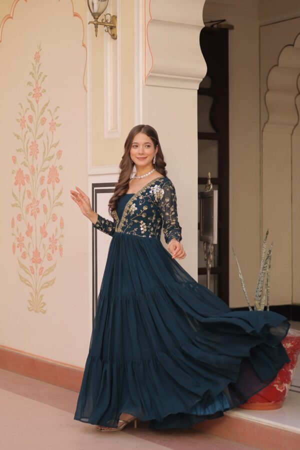 Elegant Rama Green Embroidered Faux Blooming Gown