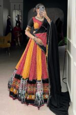 Black-&amp;-Multi-Colored-Lehenga-Choli-With-Bandhani-Print-With-Detailed-Border-3
