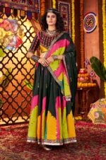 Elegant-Black-Gajji-Silk-Traditional-Viscose-Cotton-Kutchi-&amp;-Mirror-Work-Lehenga-Choli2