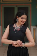 Elegant-Black-Rayon-Gown-with-Printed-Frill-&amp;-V-Neck-Charm- - Copy