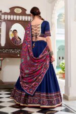 Gamthi-Print-Navy-Blue-Lehenga-Choli-with-Tasar-Silk-Dupatta2