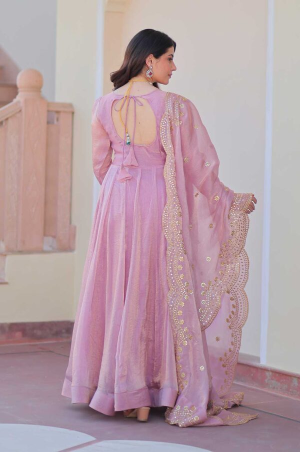 Graceful Pink Fendy Chiffon Gown Set – 12 Kali Stitch with Cutwork Dupatta