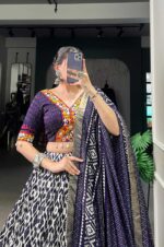 Navy-Blue-&amp;-White-Patterned-Lehenga-Choli