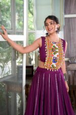 Rayon-Gamthi-Work-Lehenga-with-Cowrie-Lace-Blouse-3