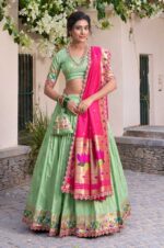 Green-Paithani-Jacquard-Silk-Lehenga-Choli-with-Pink-Dupatta-&amp;-Batwa