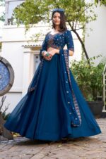 Navy-Blue-Georgette-Embroidered-Blouse-&amp;-Dupatta-Lehenga-Set3