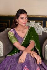 Purple-Kanchipuram-Silk-Lehenga-Choli-with-Green-Dupatta-4
