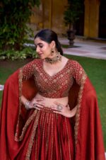 Regal-Maroon-Rangoli-Crush-Embroidered-Lehenga-Choli-With-Dupattaa-3